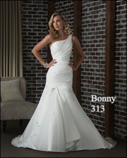 wedding dresses for large busts