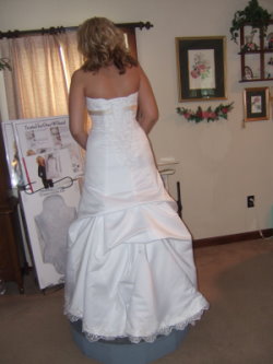 Tips For Buying Plus Size Wedding Gowns