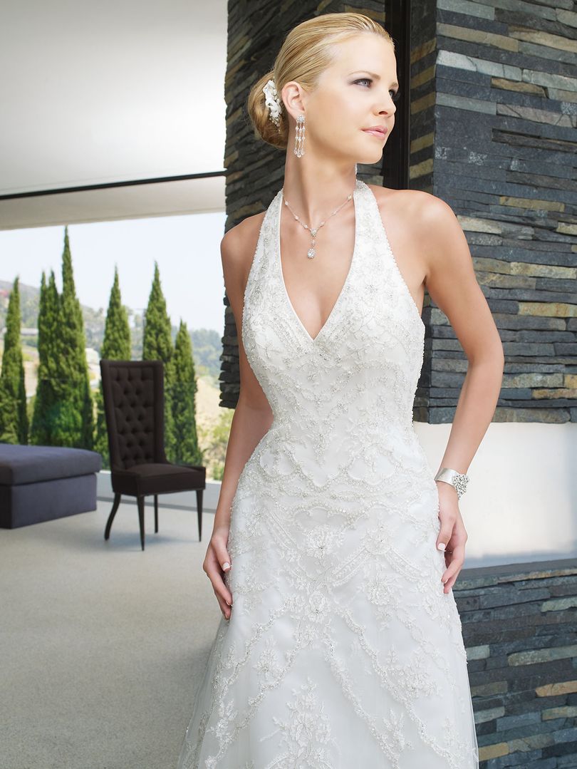 Wedding Dress Styles: How to Choose the Best Silhouette for your