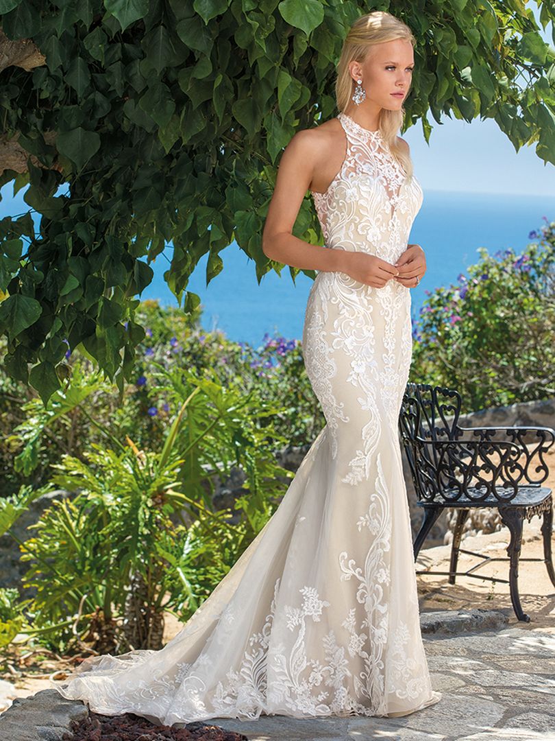 Choosing The Right Halter Wedding Dress For Your Shape