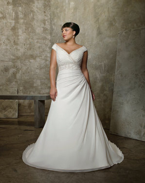 Figure-Flattering Wedding Dresses For Inverted Triangle Shape Bodies